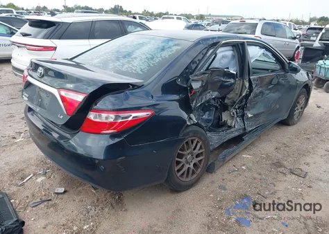 2016 Toyota Camry Le z USA, uszkodzony, nr VIN 4T4BF1FK8GR527634